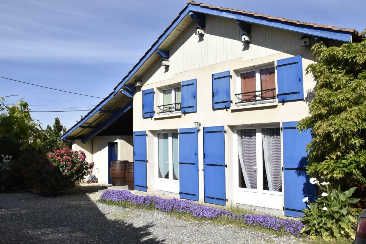 Maison Dans Le Vignoble De Bordeaux-Blaye-Bourg-Cnpe Saint-Trojan Exterior foto